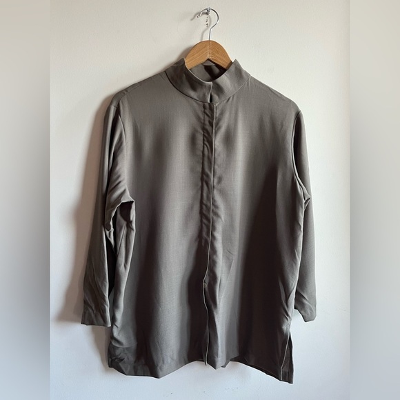 Eileen Fisher 100% Wool High Collar Top Size M - Picture 1 of 10